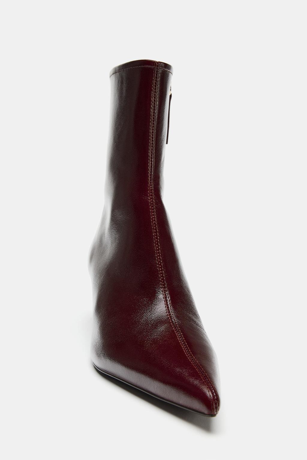 LEATHER KITTEN HEEL ANKLE BOOTS